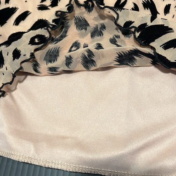 WINDSOR skirt NWT - Picture 3 of 7